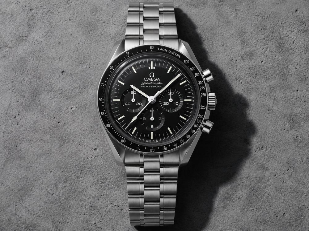 Omega Speedmaster Professional Moonwatch sa crnim brojčanikom i čeličnom narukvicom